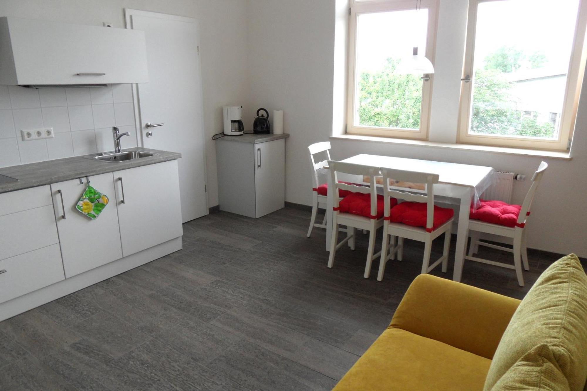 Im Bahnhof - Gaestezimmer - Weikersheim Esterno foto